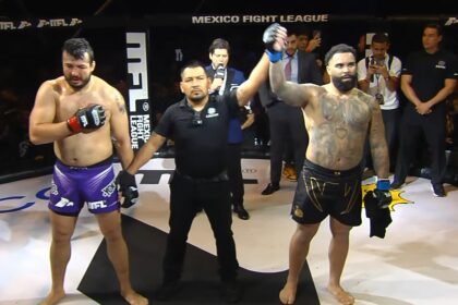 Photo de Gabe Stevenson la main levée suite à son combat contre Lezama au MFL