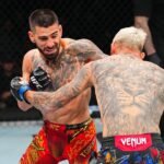 KO Topuria contre Oliveira