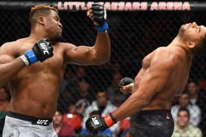 KO de Ngannou face à Overeem